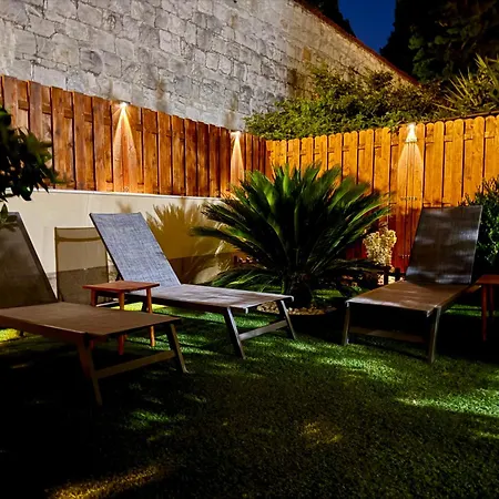 Vila Antique Garden Split