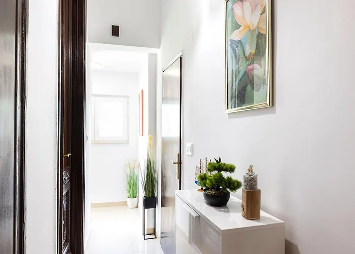 Antique Garden Villa